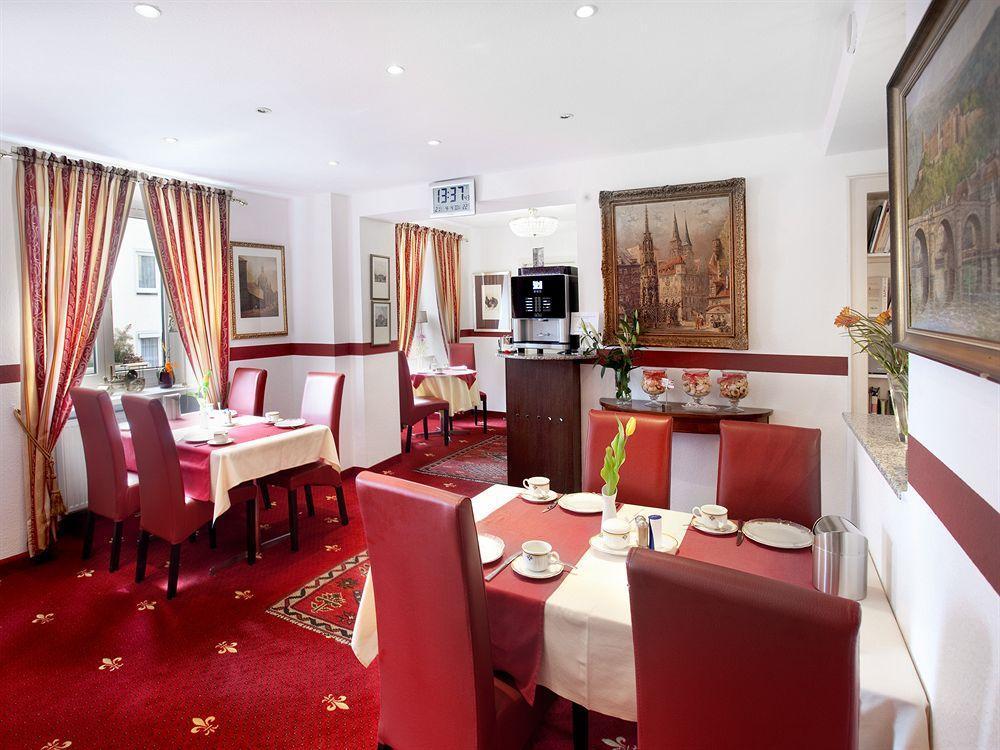 Tiptop Burgschmiet Garni 3* Norimberga